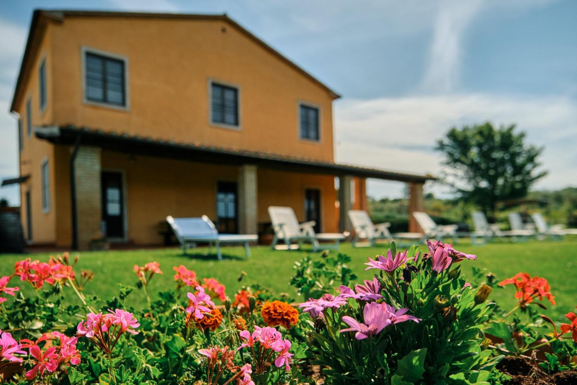 8380 Agriturismo Il Saragiolo Manciano Exterior foto