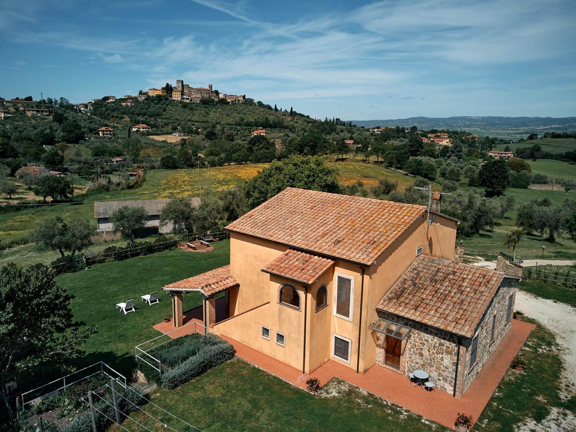 8380 Agriturismo Il Saragiolo Manciano Exterior foto