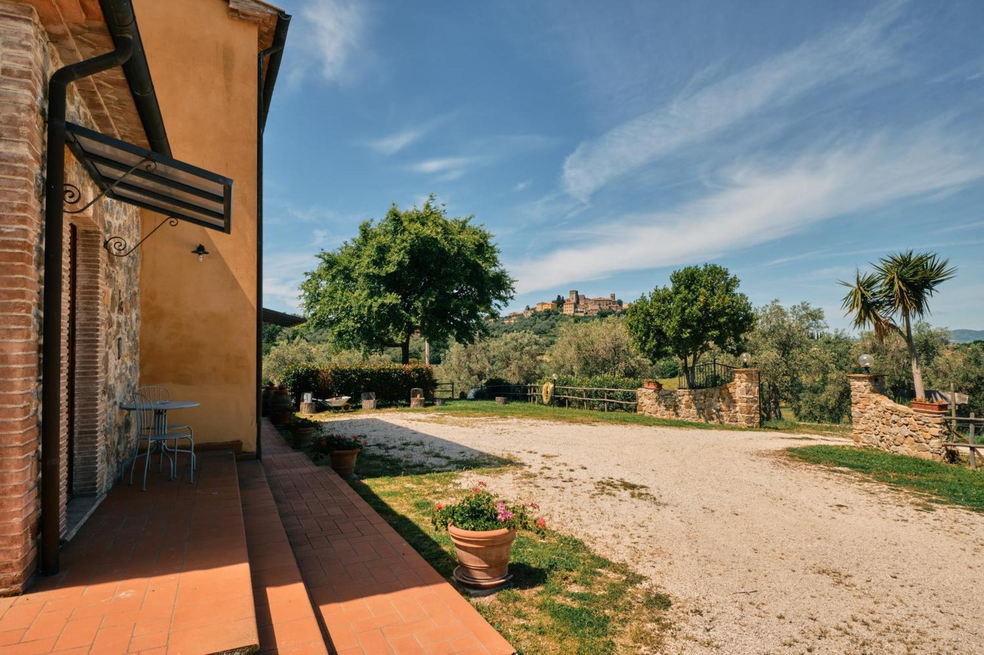8380 Agriturismo Il Saragiolo Manciano Exterior foto