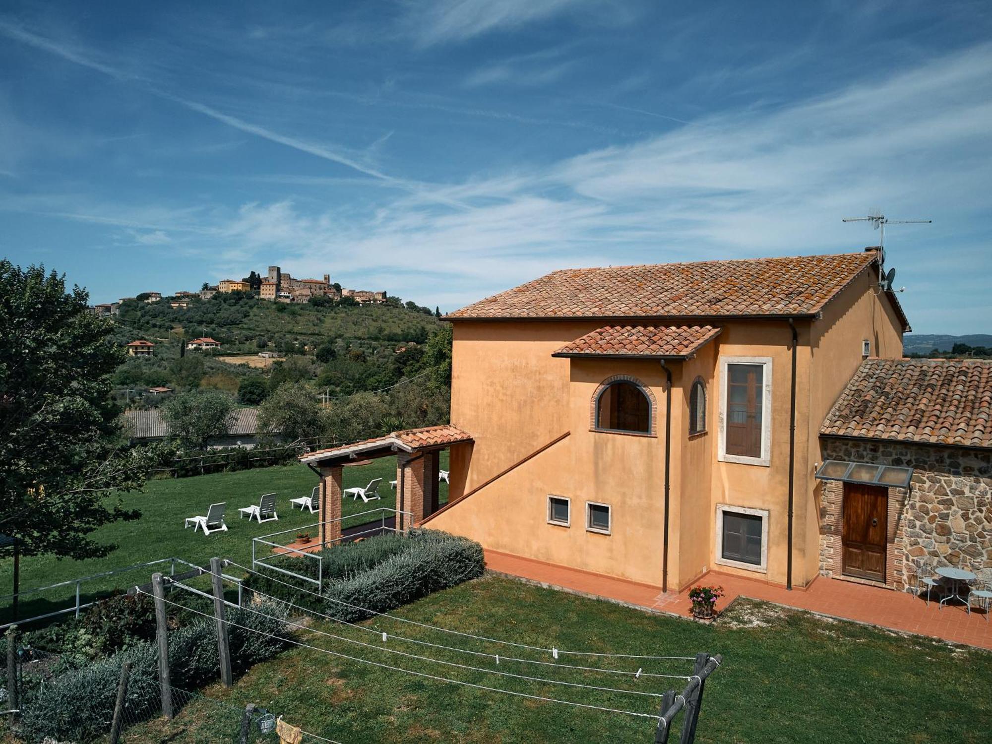 8380 Agriturismo Il Saragiolo Manciano Exterior foto